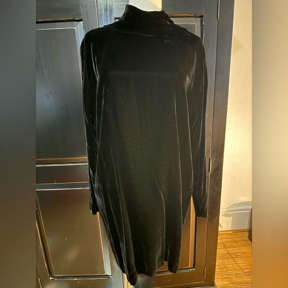 Joseph Kibhoff Dresses & Skirts - Joseph Kibhoff Black Velvet Long Sleeve Dress